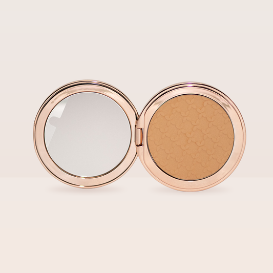 The Ultimate Skin Master Silk Touch Perfecting Powder